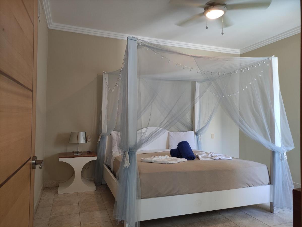 Chic Beachfront Apartment - Private Beach Access ปุนตากานา ภายนอก รูปภาพ